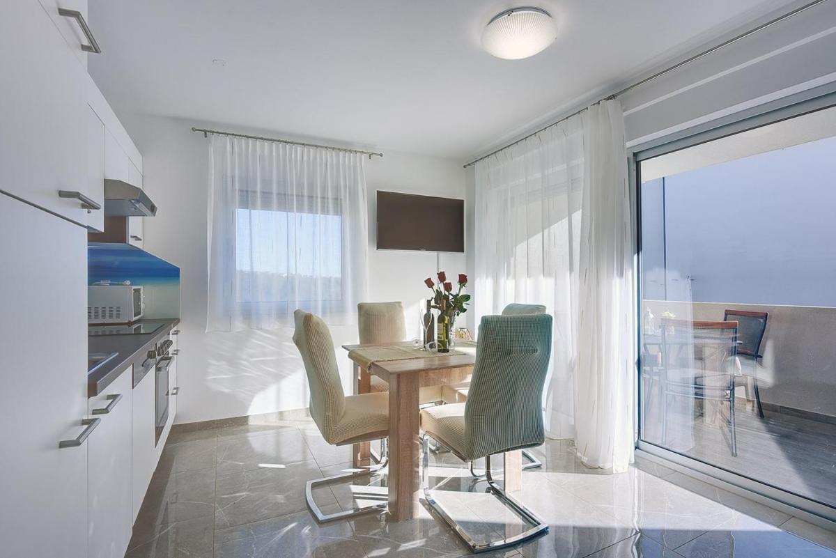 Apartment Val เมดูลิน ภายนอก รูปภาพ